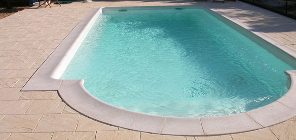 Création piscine béton dans la Drôme